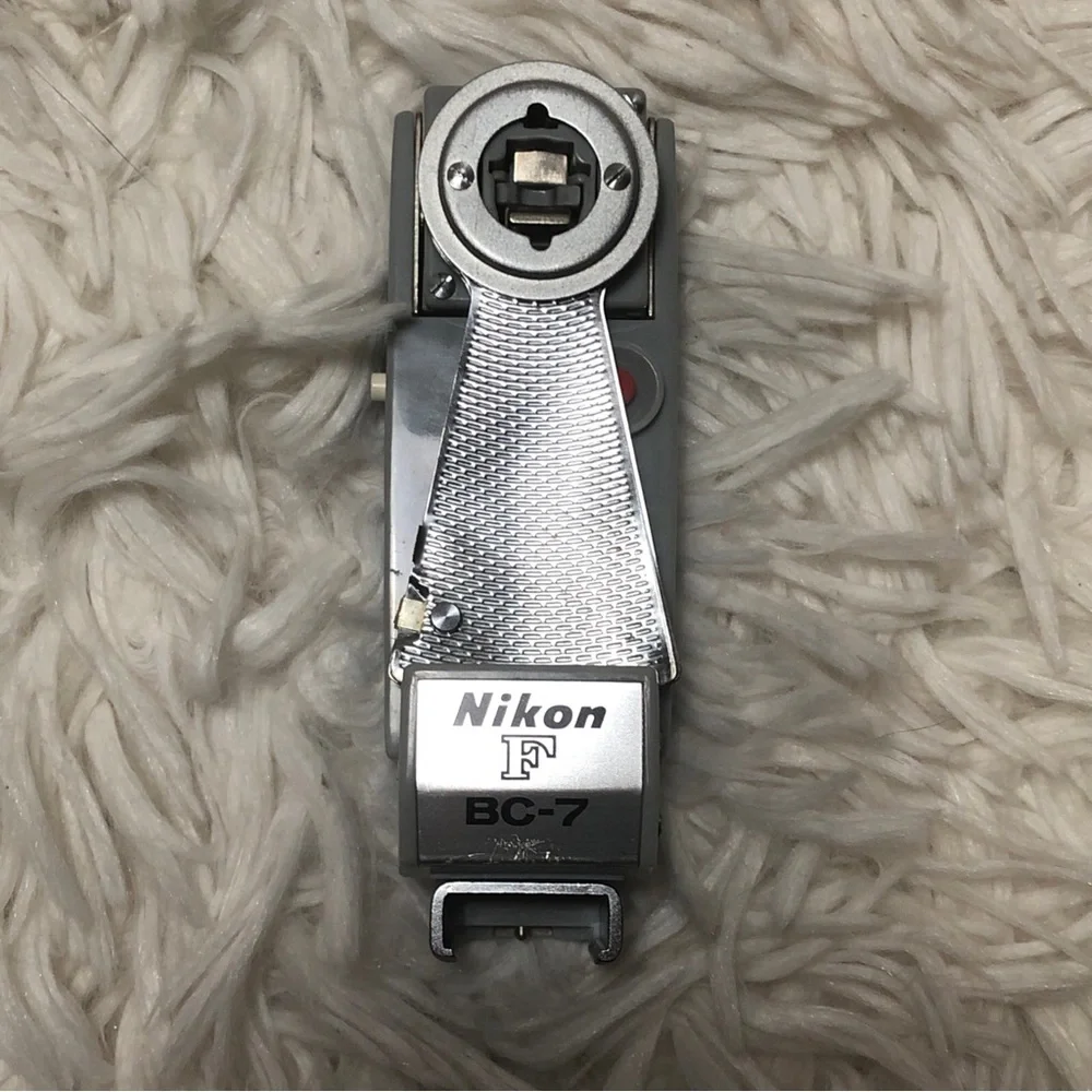 Nikon F Eye Level 35mm SLR Film Camera Body Only Nikon F BC-7 Flash 6754517Japan